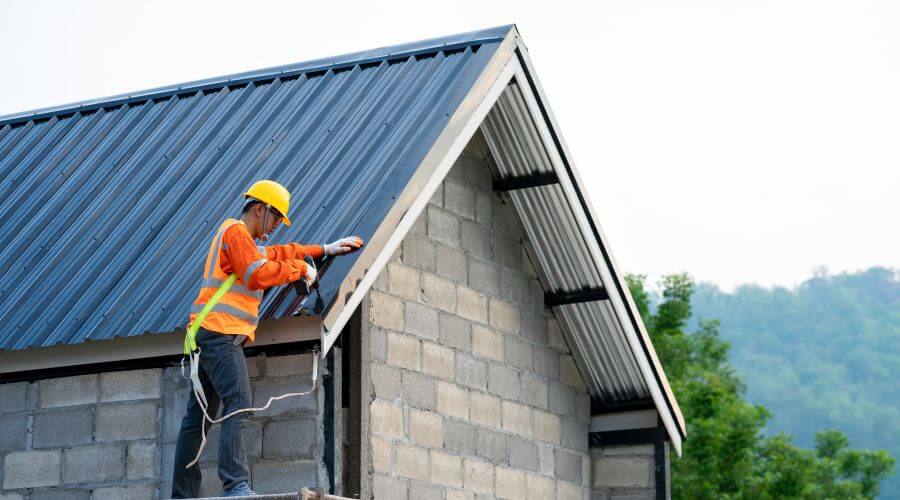 Expert Emergency Roof Repairs services in Prewitt, NM